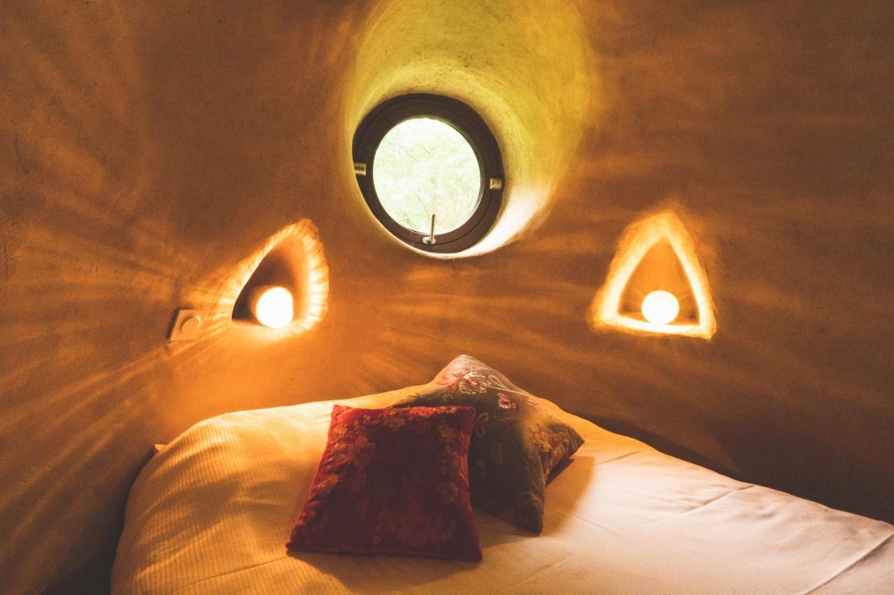 Terragora Lodges - Hebergement Atypique Les Épesses Εξωτερικό φωτογραφία