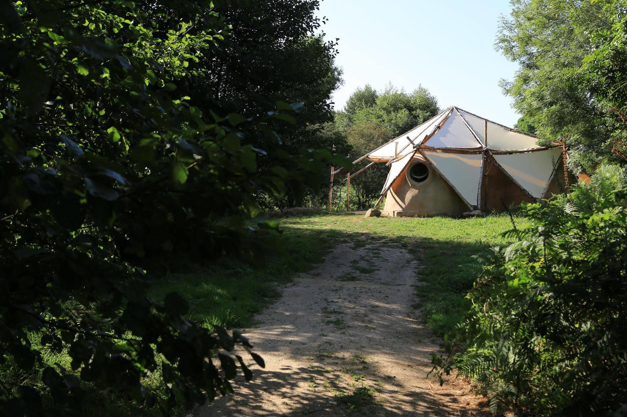 Terragora Lodges - Hebergement Atypique Les Épesses Εξωτερικό φωτογραφία
